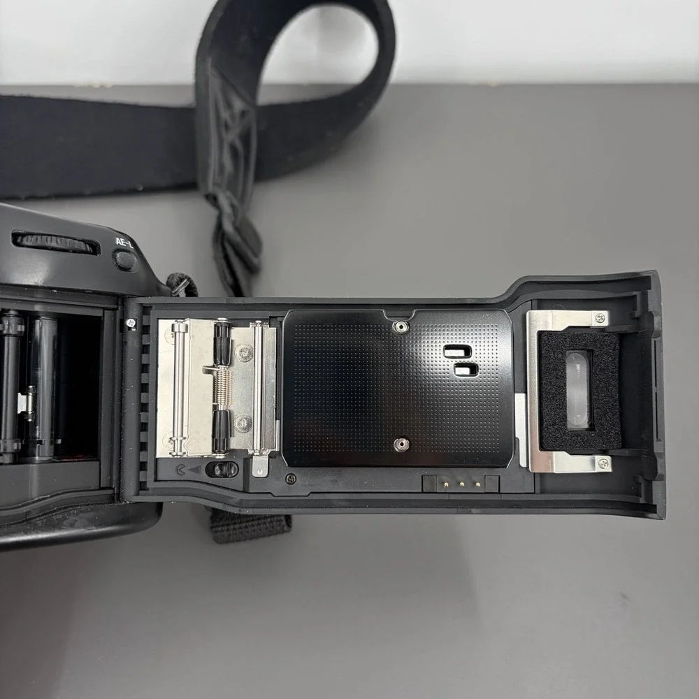 [NIKON]‎ N70 AF 35mm Film SLR Camera Body Only Tested W/ 2X New Films